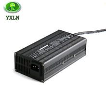 12 Volt 15A Battery Charger 12V Li-ion Battery Charger 